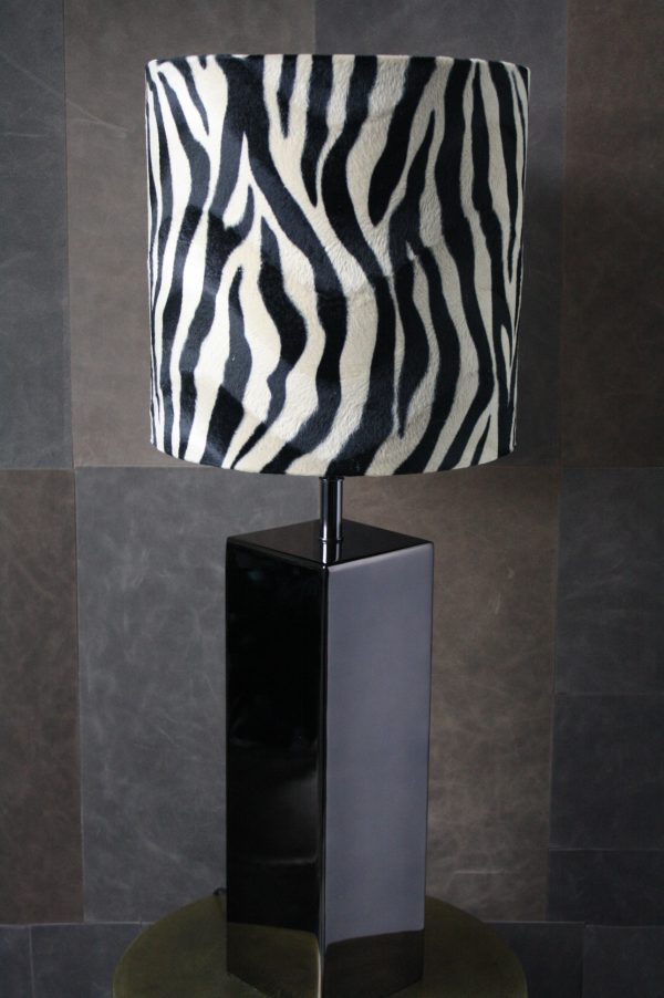 Afwijking Extremisten Duplicatie Zwart Glazen Vierkanten Tafellamp met Fluweel Zebra Print Kap