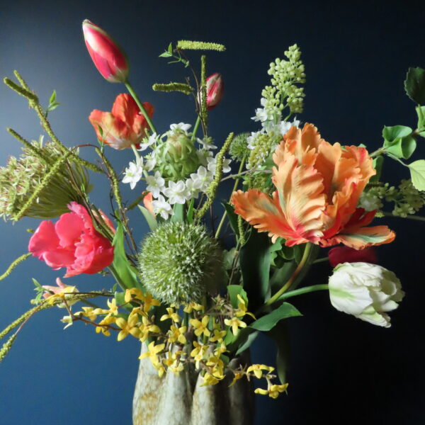 Groene Tulpen Vaas Jasmijn met Tulpen en Bloemen - Afbeelding 2